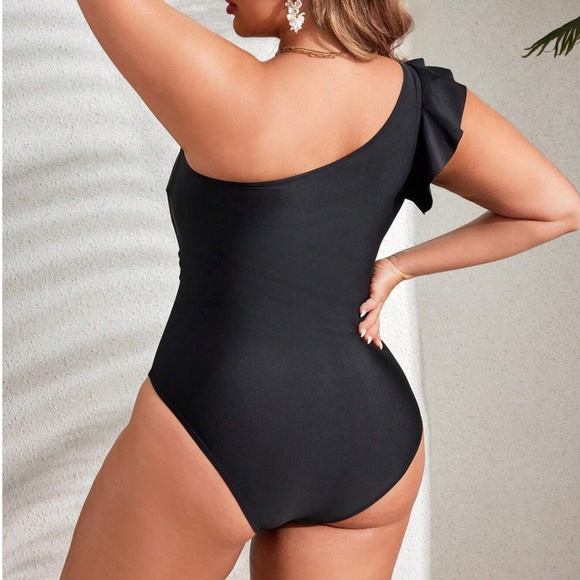 Plus One Shoulder Ruffle Sleeve Belted Monokini One Piece Swimsuit - Picture 13 of 15
